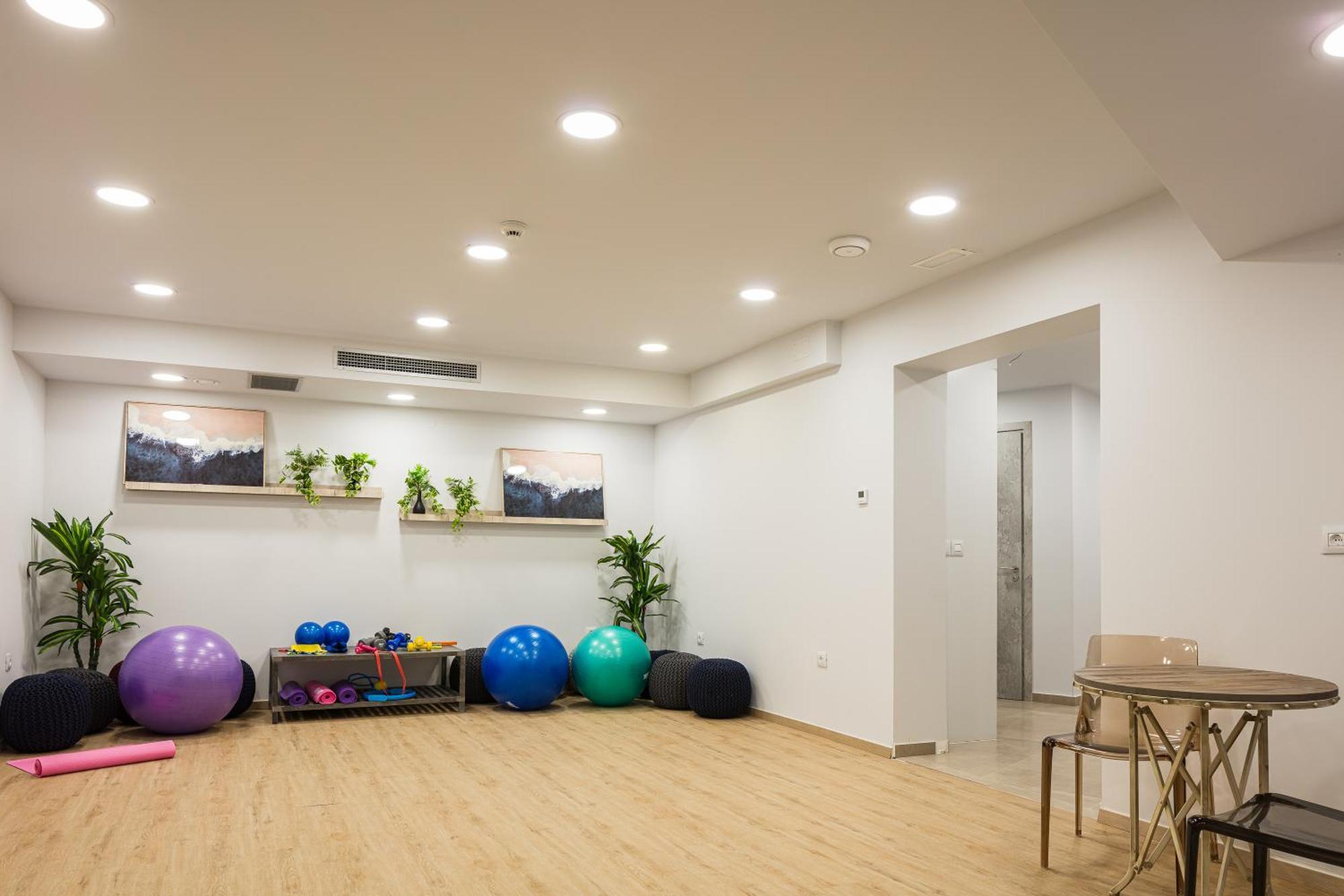 Lines Concept Accommodation ريثيمنو المظهر الخارجي الصورة