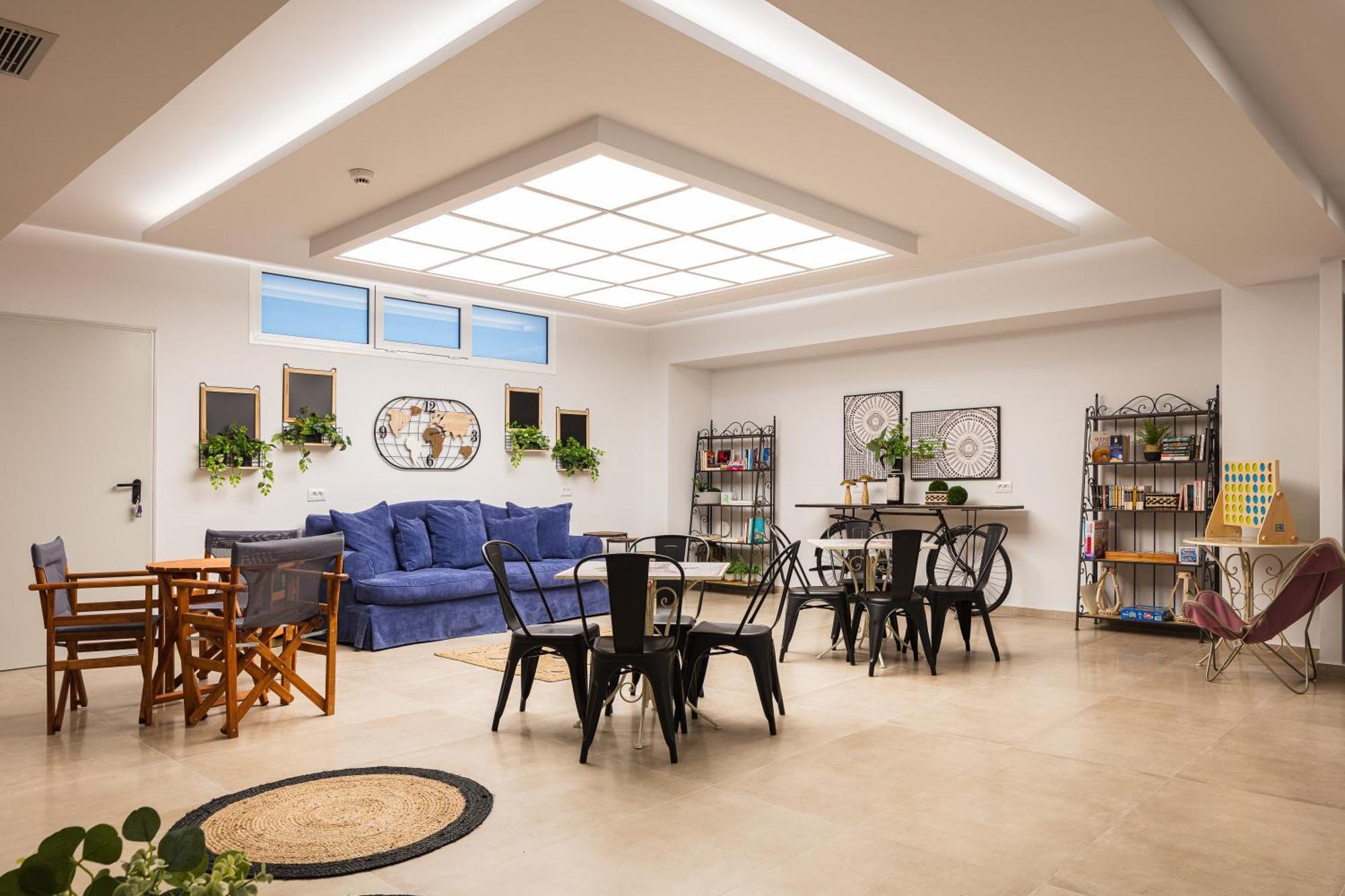 Lines Concept Accommodation ريثيمنو المظهر الخارجي الصورة