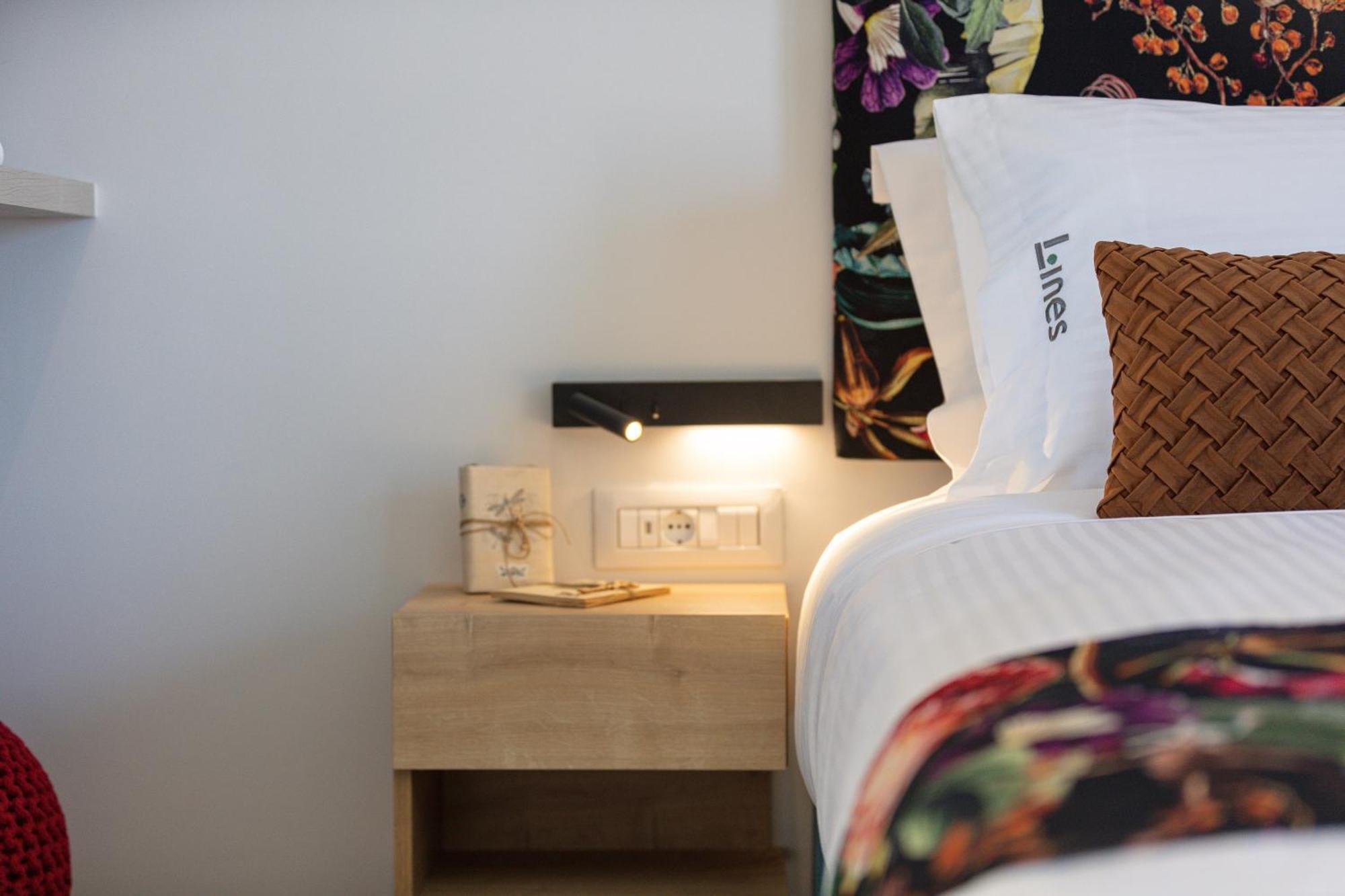 Lines Concept Accommodation ريثيمنو المظهر الخارجي الصورة