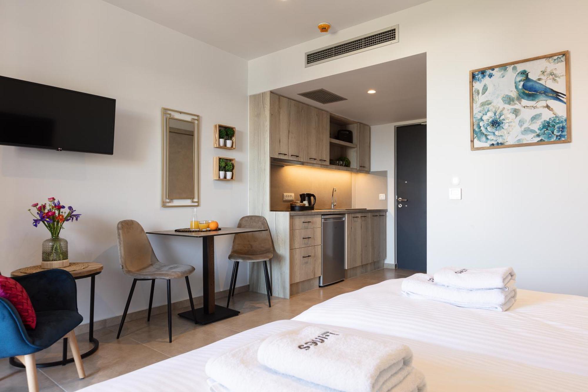 Lines Concept Accommodation ريثيمنو المظهر الخارجي الصورة