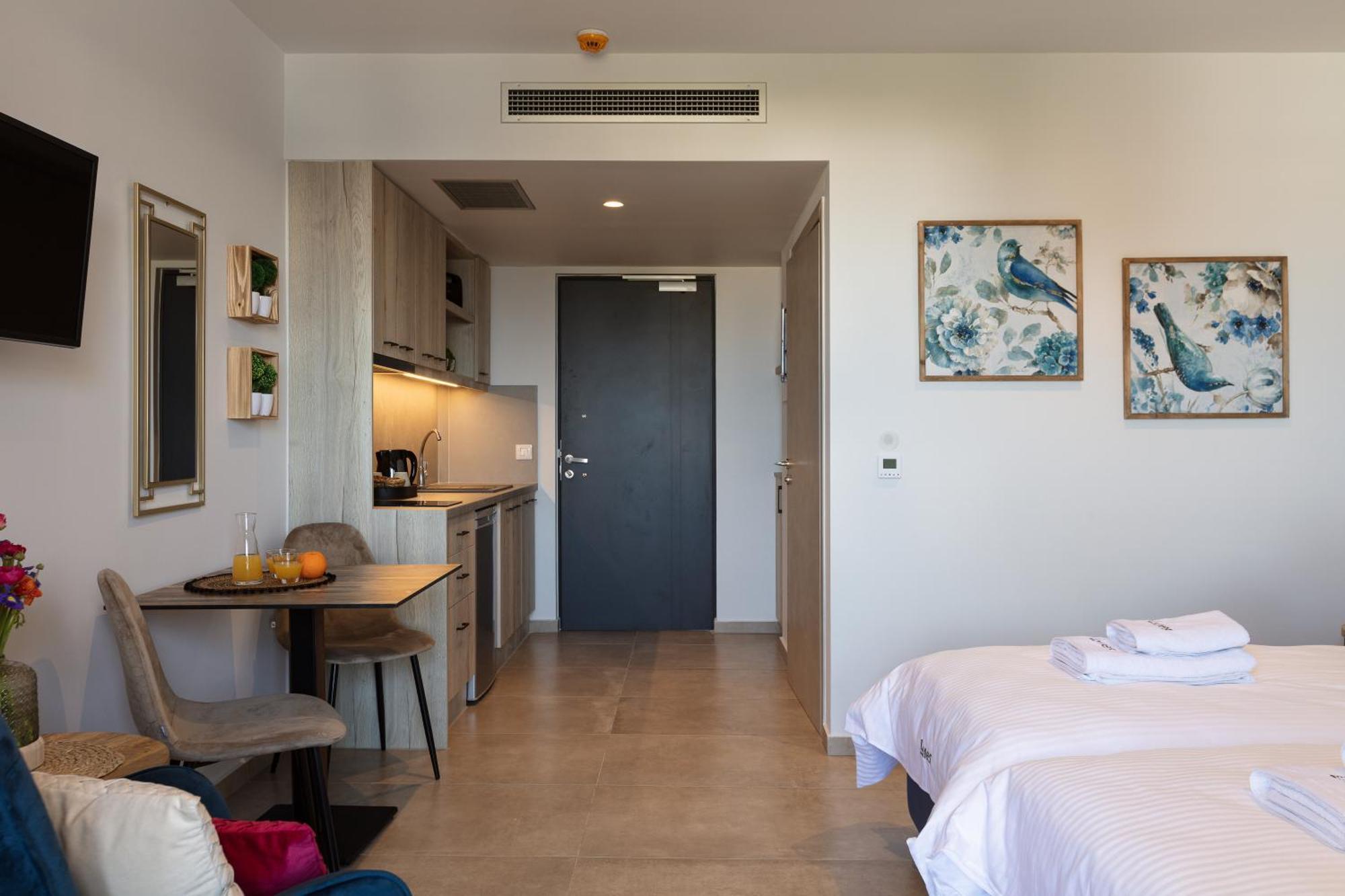 Lines Concept Accommodation ريثيمنو المظهر الخارجي الصورة